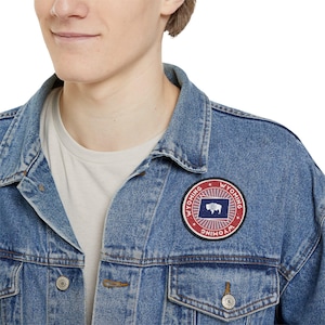 Wyoming Vintage Flag Patch - 3&quot; (7.62 cm) Iron-On Circle for Clothing & Accessories - USA State Travel, Traveler, Wanderlust Gift, Souvenir