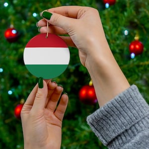 Węgierska ozdoba świąteczna - flaga Węgier, ceramika, dekoracja świąteczna - prezent na temat podróży po Europie i świecie, pamiątka z podróży