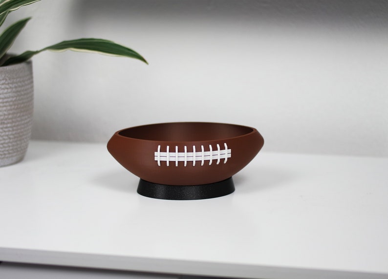 Football Snack Bowl Dos tamaños disponibles Idea de regalo para amantes del fútbol, hombre NFL Superbowl imagen 2