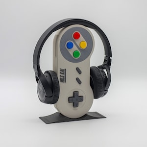 Headphone Stand - SNES Controller Style - with optional name print - personalized gift - Retro Gamer Gaming