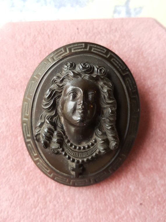 Antique Mourning Brooch 848