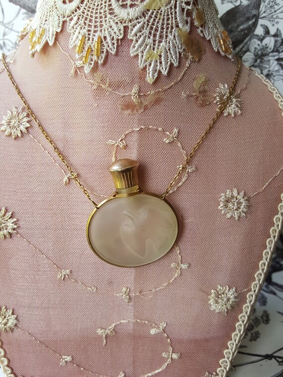 Chatelaine Perfume