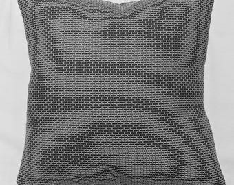 Capa de Almofada Decorativa com Costura Cinza | Almofadas Decorativas