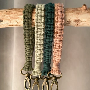 Macrame Wristlet with Antique Brass Lobster Clasp