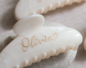Custom Hair Clip Customized Hair Claw Bridesmaid Claw Clip Wedding Gift Bride Shower Gift Personalized Hair Clip Name Hair Claw Clip Bride