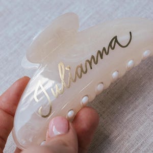 Name Hair Claw Clip Custom Hair Clip Personalized Hair Clip Bridesmaid Claw Clip Wedding Gift Bride Shower Gift Personalized Hair Clip Bride