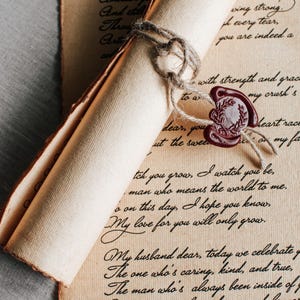 Carta de pergamino vintage manuscrita, carta con sello de cera hecha a mano, servicio de redacción de cartas de votos matrimoniales, carta del día de la boda, contrato de pergamino personalizado