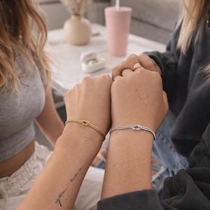 Knotenarmband für Paare & Freundinnen – Partnerarmband mit Symbol der Verbundenheit – Geschenk für Sie und Ihn
