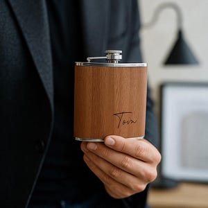 Flachmann mit Wunschgravur holz