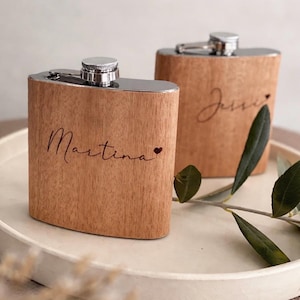 Flachmann personalisiert mit Wunschgravur aus Holz – Geschenk für beste Freundin, JGA, Trauzeugin (mit oder ohne Herz)