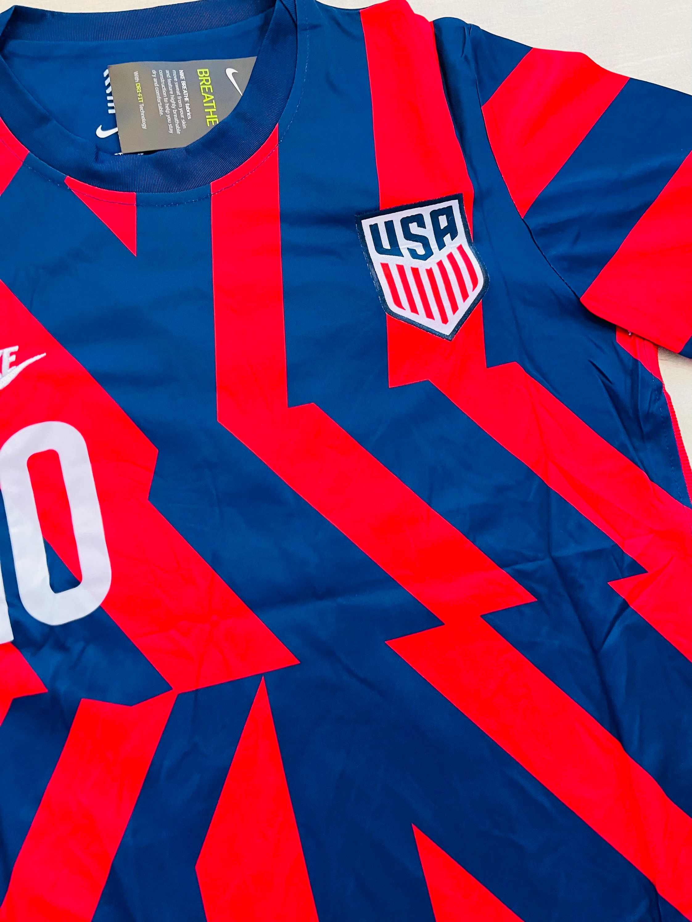Pulisic 10 new USA soccer jersey 21/22 | Etsy