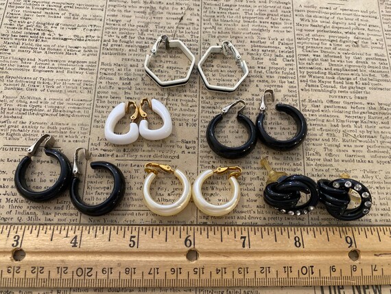 Clip back earring set of 6-  black and white. - image 1