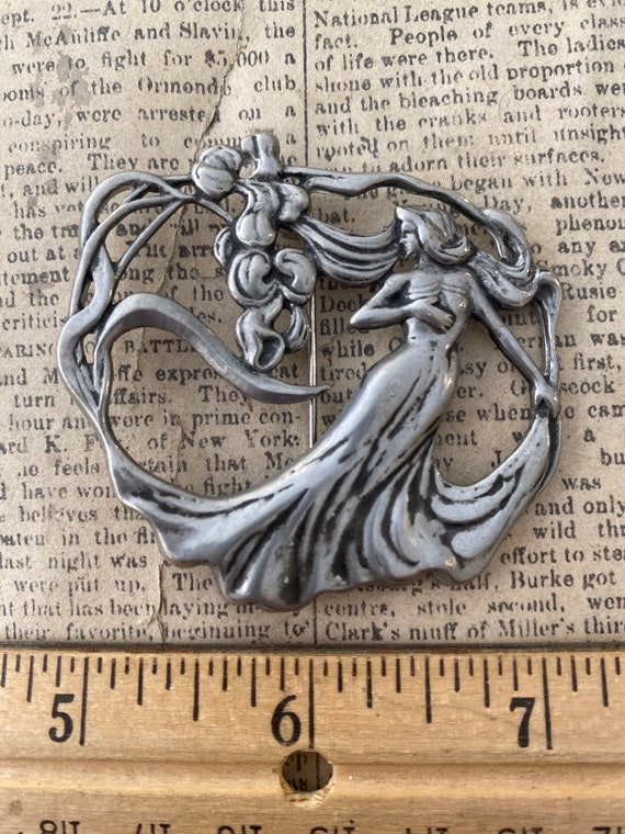 1980’s pin in art nouveau style - image 1