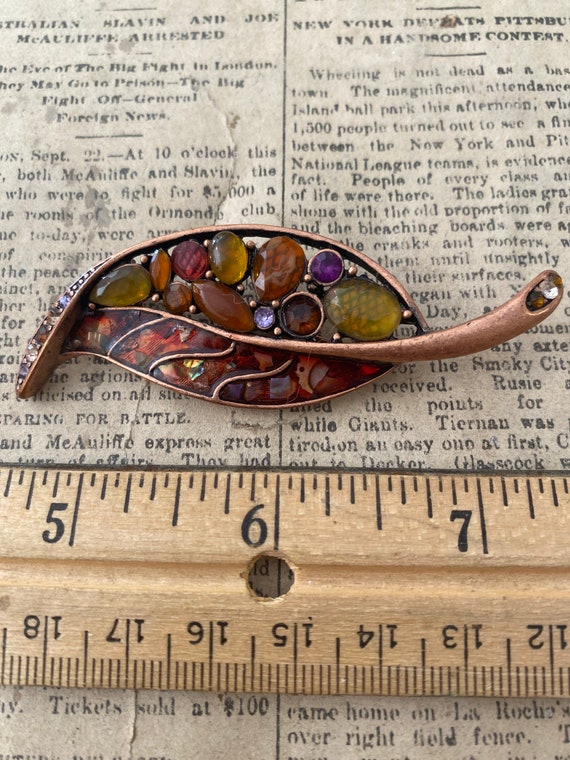 1980’s Liz Claiborne leaf pin - image 1