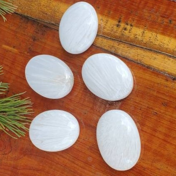 Natural Scolecite Palm Stones Crystals White Metaphysical stones Wicca Pagan Altar Meditation Crystals Raw Scolecite White Decor Boho Stone