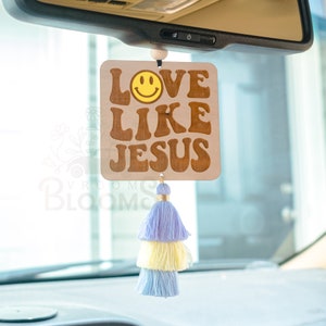 JEZUS CAR CHARM | Christelijke autobedel | Spiegelhanger | Auto-accessoires | Achteruitkijkspiegelhanger met kwastje | Christelijke geschenken