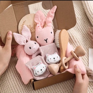 Geschenkset kleiner Hase für Babyparty, Taufe, Geburt oder einfach mal so personalisierbar mit Namen XXL 6 Teile Bild 4