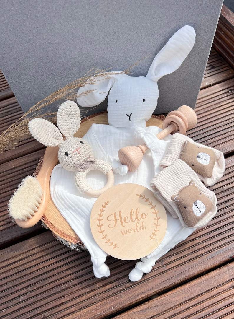 Geschenkset kleiner Hase für Babyparty, Taufe, Geburt oder einfach mal so personalisierbar mit Namen XXL 6 Teile Bild 5