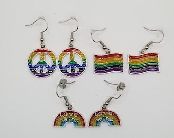 Orecchini pendenti Pride/Orecchini Pride/Regalo per lei/Orecchini LGBTQ/Orecchini arcobaleno/Gioielli Pride/Orecchini Dichiarazione Pride/Regalo Pride
