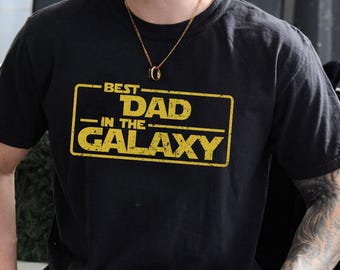 Maglietta "Il miglior papà della galassia", Maglietta per la festa del papà, Regalo per papà, Maglietta Star Wars per papà, Maglietta per neo papà, Maglietta "Vita da papà", Maglietta personalizzata per papà