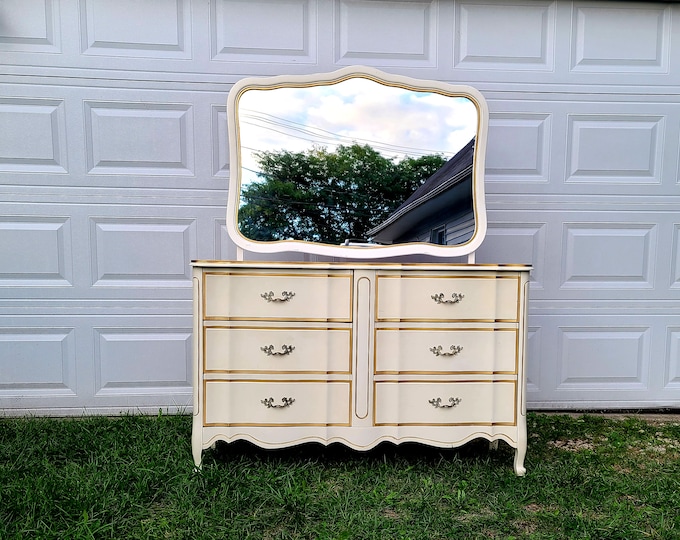 French Provincial Dresser and Mirror Set 1960s Vintage Etsy