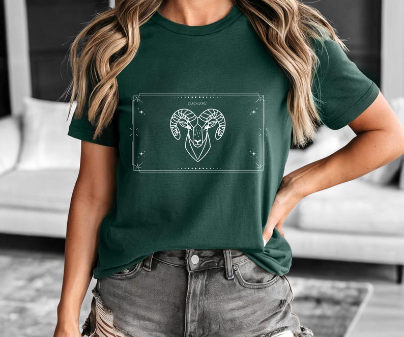 Aries T-Shirt, Zodiac Aries Shirt for Women, Round Neck Shirt Women, Short Sleeve Shirt Women, Zodiac Sign Top, Birthday Gift Waldgrün