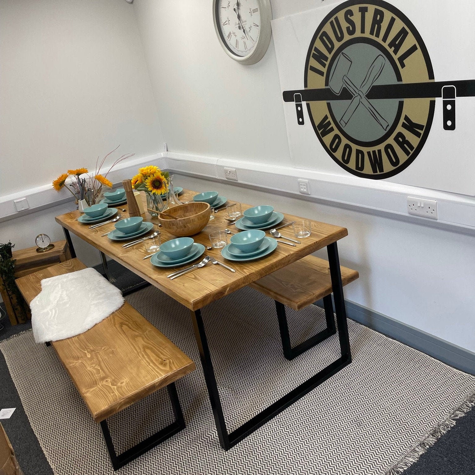 Dark wood table with black legs deals