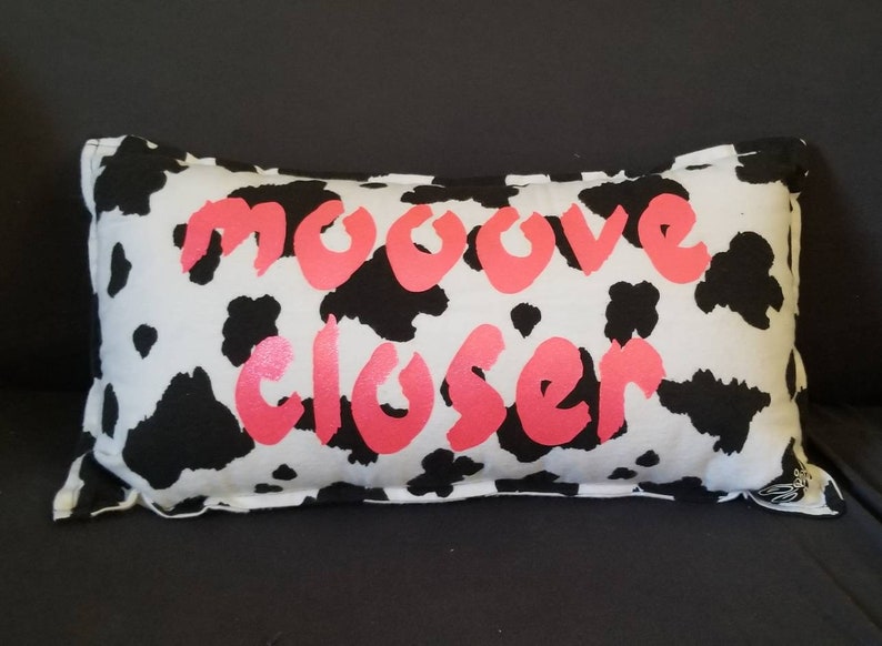 Cow Print Lumbar Pillow / Snuggle Flannel Pillow / Mooove Over Mooove Closer / Strawberry Cow / Back Support Pillow / Handmade Pillow immagine 2