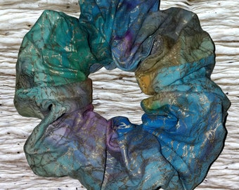 Tie Dye Scrunchie Vintage Fabric Eco Friendly Damage Free Scrunchie Reclaimed Fabric Scrunchies Sustainable Hair Accessory Vintage Accessory
