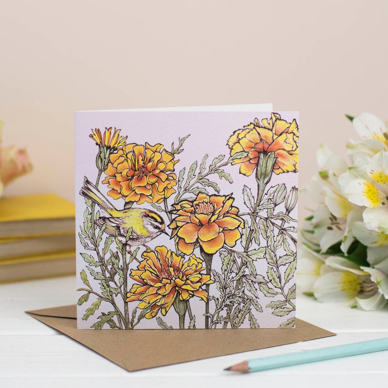 Cartão de felicitações Firecrest e Marigolds imagem 1