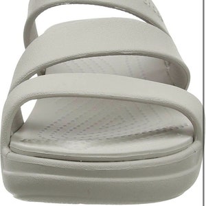 crocs monterey women's strappy wedge sandals