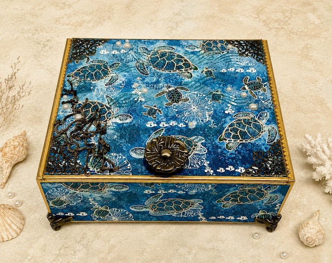 Sea Turtle Keepsake Box | Handmade Coastal Jewelry Box | Ocean Decor | Decorative Memory Box | Gift for Turtle Lover - Free Shipping