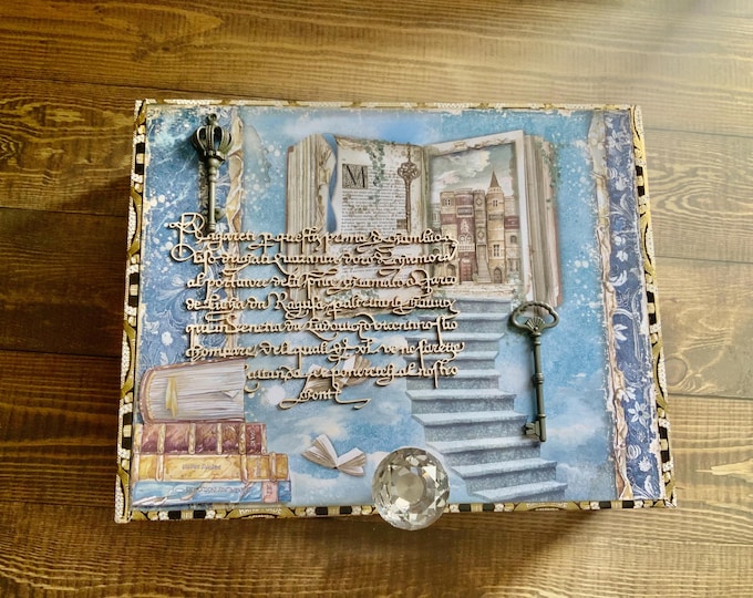 Literary Decorated Cigar Box – Handmade Book-Themed Keepsake, Fantasy Library Art – Gift for Readers - Free Shipping