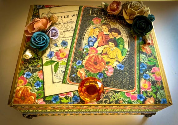 Little Women Decorated Cigar Box – Upcycled Book Lover Gift – Vintage Floral Keepsake Box – Literary Home Décor – Handmade Jewelry Box