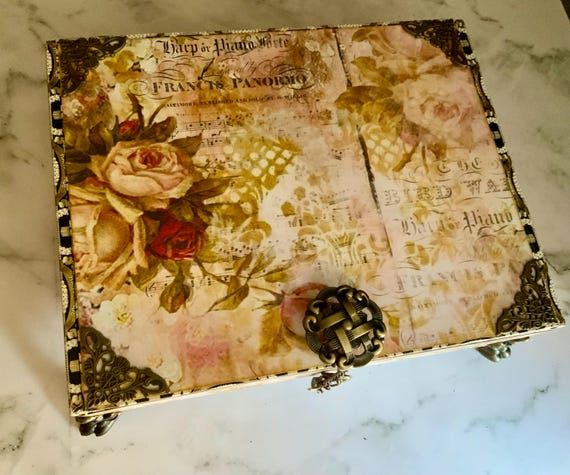 Vintage Floral Butterfly Cigar Box – Romantic Shabby Chic Jewelry Keepsake Box with Roses, Music Script, and Lace Accents