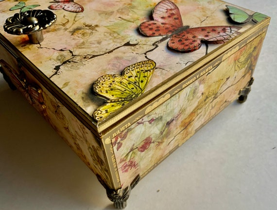 Butterfly Decorated Cigar Box, Anniversary Gift for Her, Dresser Box, Photo Memory Box, Repurposed Cigar Box, Jewelry Box, FREE Shipping