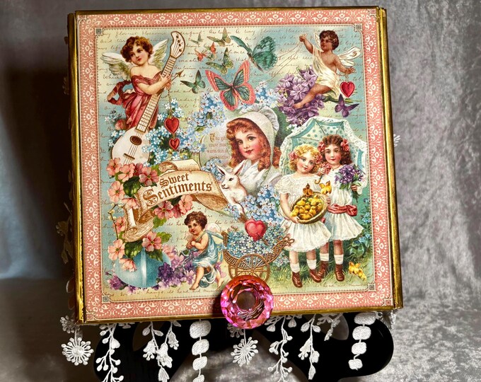 Vintage-Inspired Sweet Sentiments Keepsake Box – Upcycled Cigar Box with Lace and Floral with Pink Crystal Knob – Jewelry or Memory Box