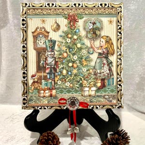 Alice in Wonderland Christmas Keepsake Box: Whimsical Holiday Decor