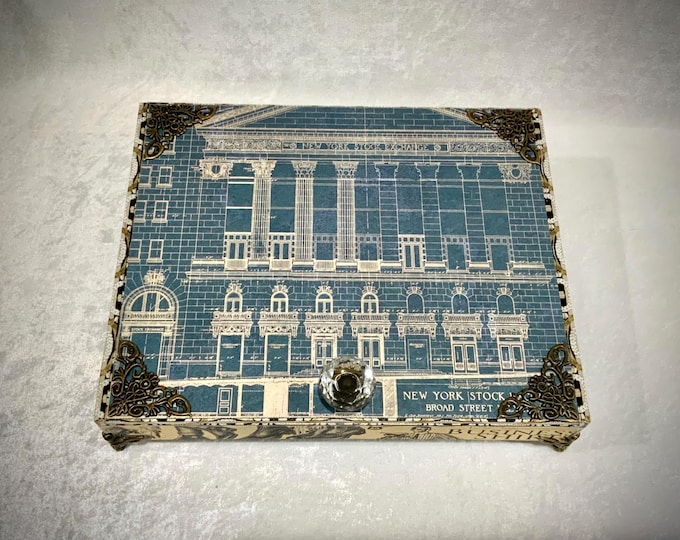 Proper Gentleman Decorated Cigar Box, Masculine Keepsake, Vintage Menswear Gift, Blue Stock Exchange Desk Box, Father’s Day