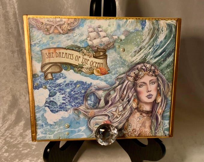 Mermaid Ocean Decorated Cigar Box – Nautical Keepsake Storage Box