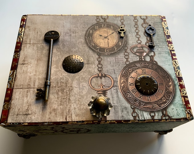Steampunk Decorated Cigar Box – Vintage Clockwork Jewelry Keepsake Box with Gears, Keys & Clocks Gears Decorated Cigar Box, Decorative Box