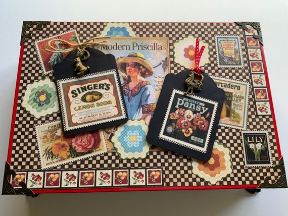 Vintage Farmhouse Recipe Box, Decorated Wooden Cigar Box, Decorative Box, Gift for Cook, Nostalgic Recipe Box, Handmade Recipe Keepsake