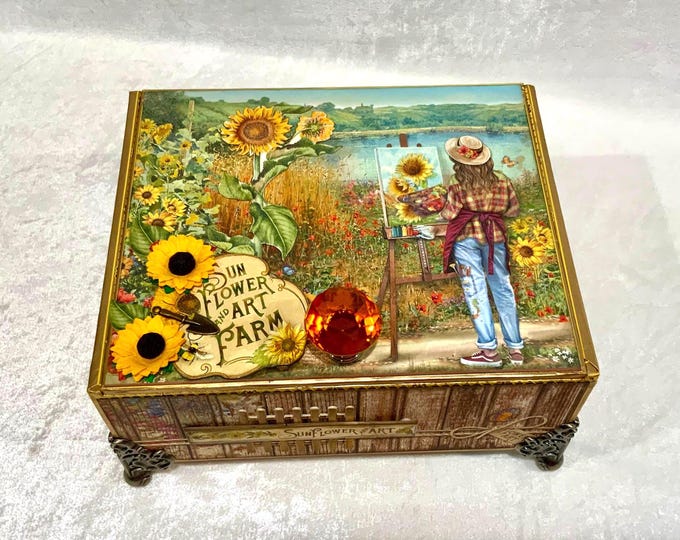 Sunflower Farmhouse Decorated Cigar Box –  Garden & Artist Gift, Handmade Cottagecore Storage - Free Shipping