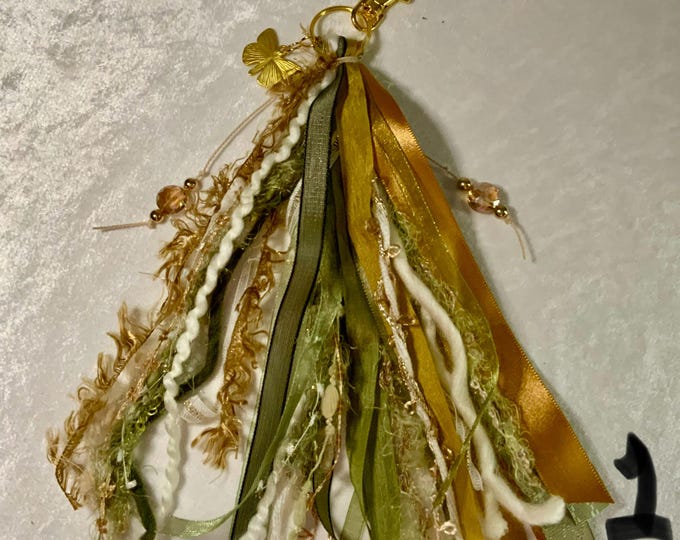 Handmade Sage Green Tassel Keychain: Mixed Fiber Purse Charm with Gold Leaf