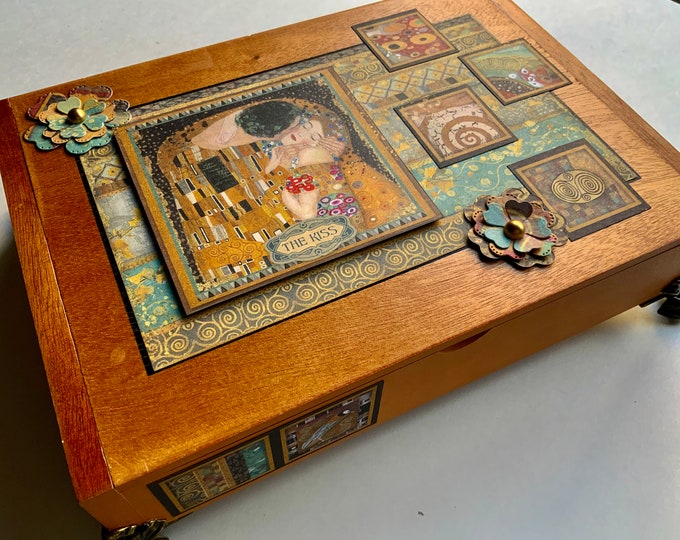 Klimt Decorated Wooden Cigar Box, Engagement Gift, Gift for Couple, Wedding Gift, Repurposed Cigar Box, Aesthetically Altered Cigar Box