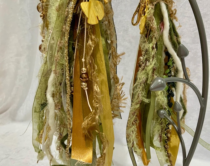 Handmade Sage Green Tassel Keychain: Mixed Fiber Purse Charm with Gold Leaf