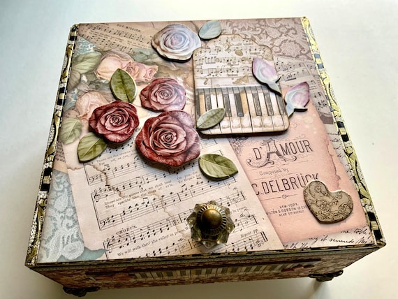 Piano Decorated Cigar Box, Gift for Musician, Repurposed Cigar Box, Mixed Media Art Box, Aesthetically Altered Cigar Box, Keepsake Storage