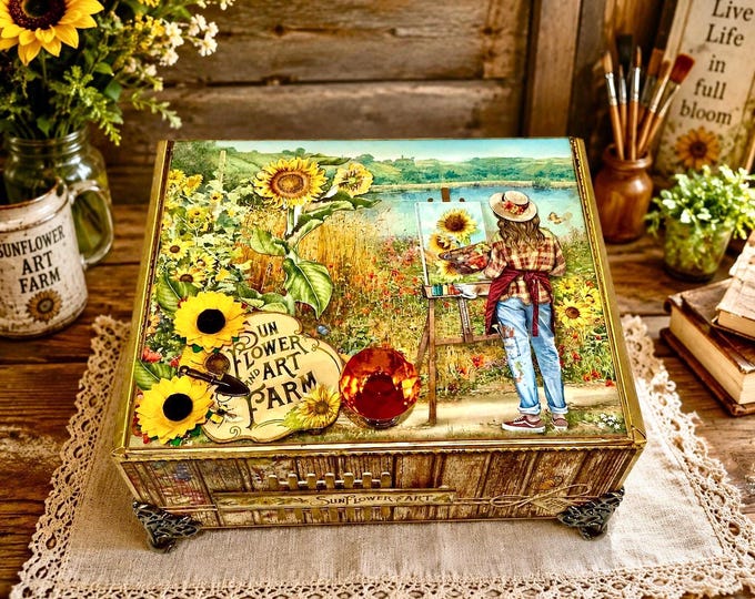 Sunflower Farmhouse Decorated Cigar Box –  Garden & Artist Gift, Handmade Cottagecore Storage - Free Shipping