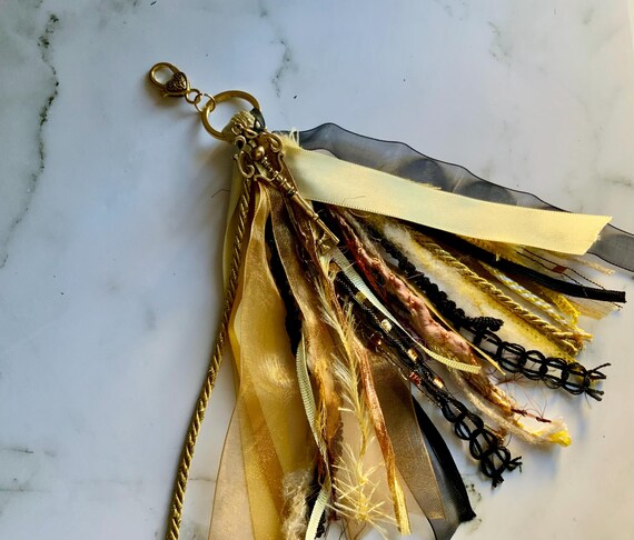 Bag Charm, Fiber Art Purse Charm, Keychain Purse Tassel, Junk Journal Tassel, Lamp Tassel, Mirror Tassel, Bible Tassel, Zipper Charm