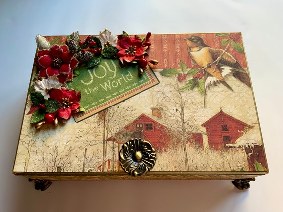 Christmas Decorated Cigar Box, Winter Cabin Family Keepsake Box, Upcycled Cigar Box, Mixed Media Storage Box, Decorative Christmas Storage
